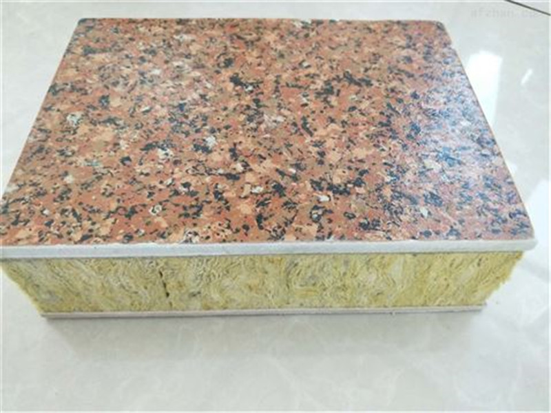 睢縣加工彩鋼巖棉復(fù)合板報價